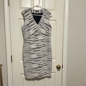 Vince Camuto Black and White Patterned Midi Dress